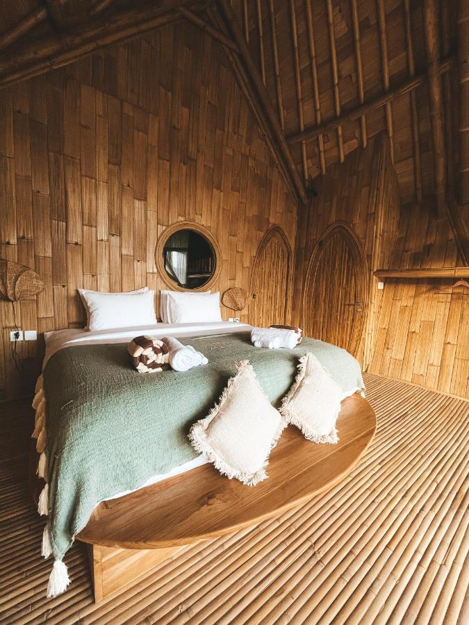 Kalma Bamboo Eco Lodge Kuta  Exteriör bild