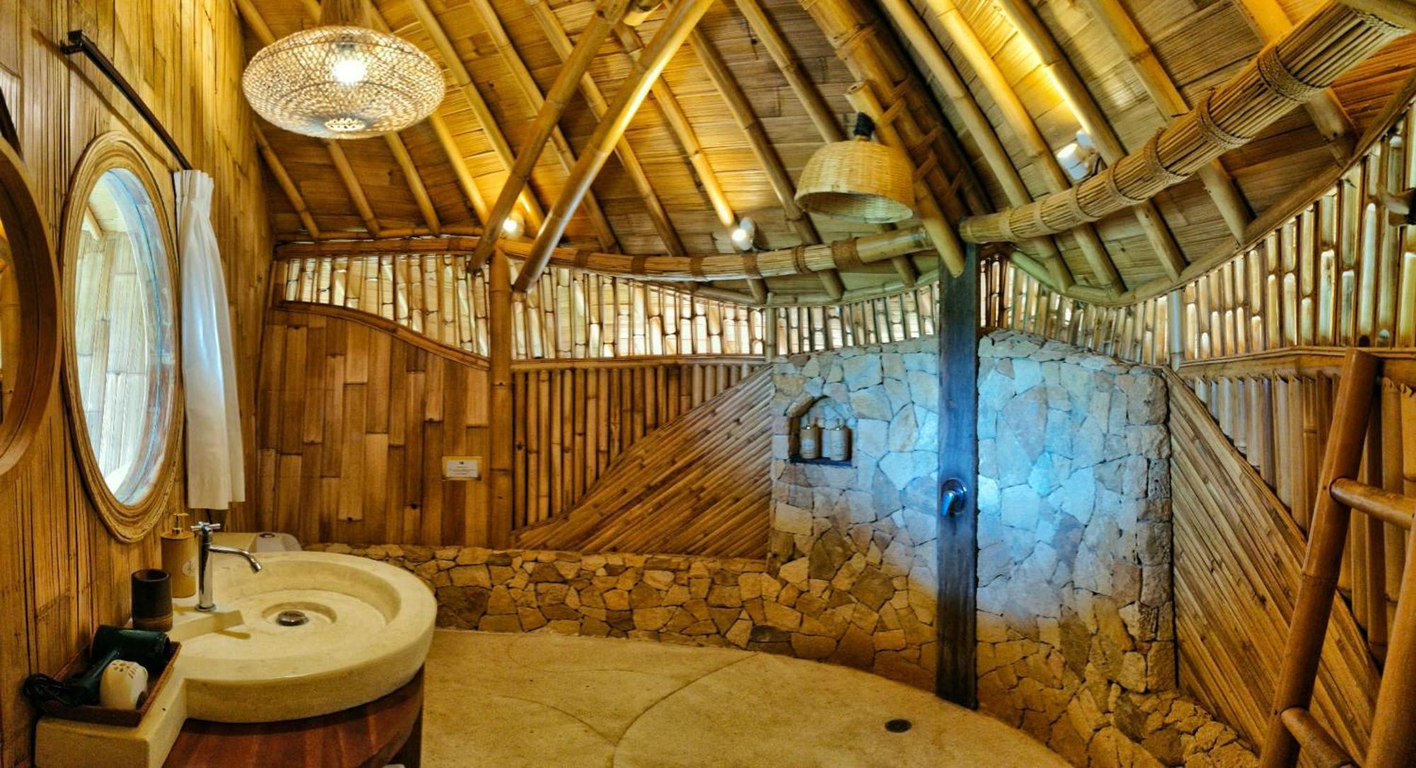 Kalma Bamboo Eco Lodge Kuta  Exteriör bild